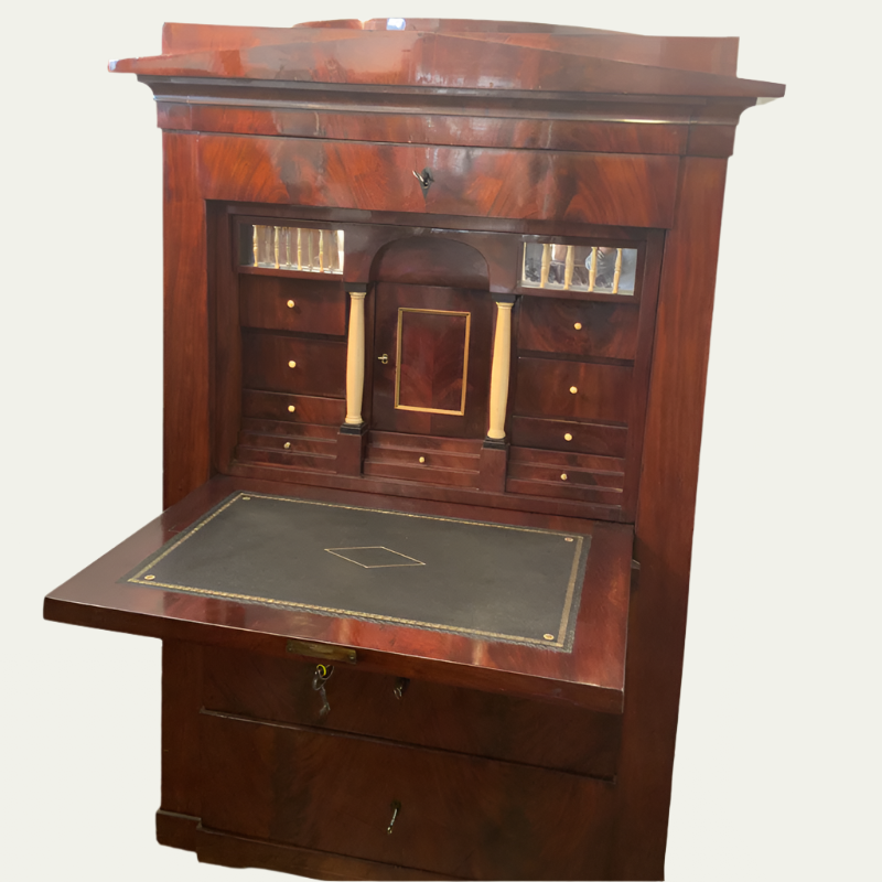 Konischer Biedermeier Sekretär in Mahagoni 1820