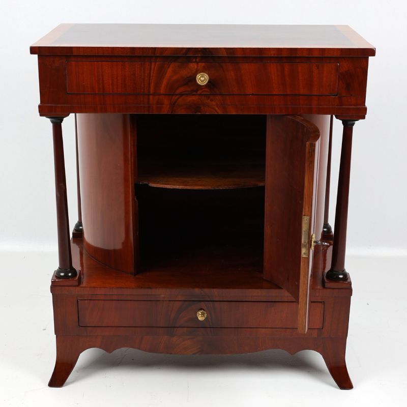 Biedermeier Halbschrank in Mahagoni