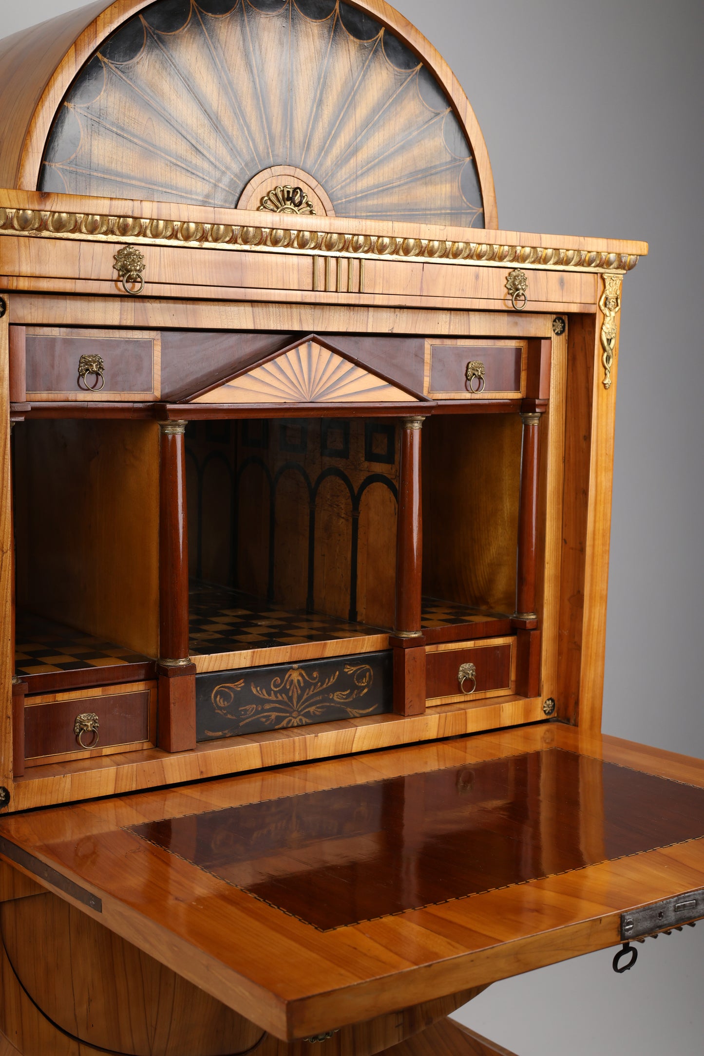 Biedermeier Lyrasekretär in Kirschbaum Wien um 1815