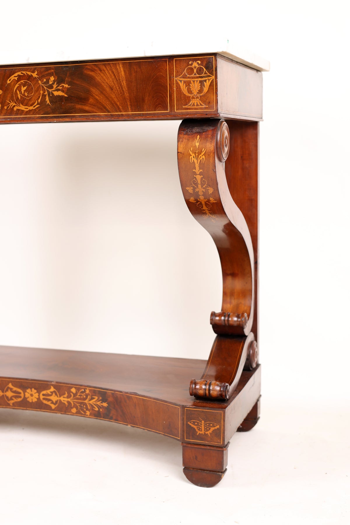 Biedermeier Konsole intarsiert in Mahagoni um 1830