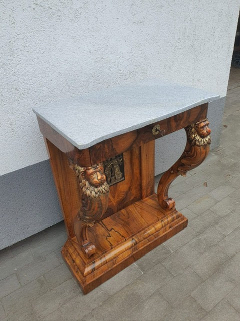 Seltene kleine Empire Konsole Nussbaum um 1810 Reserviert