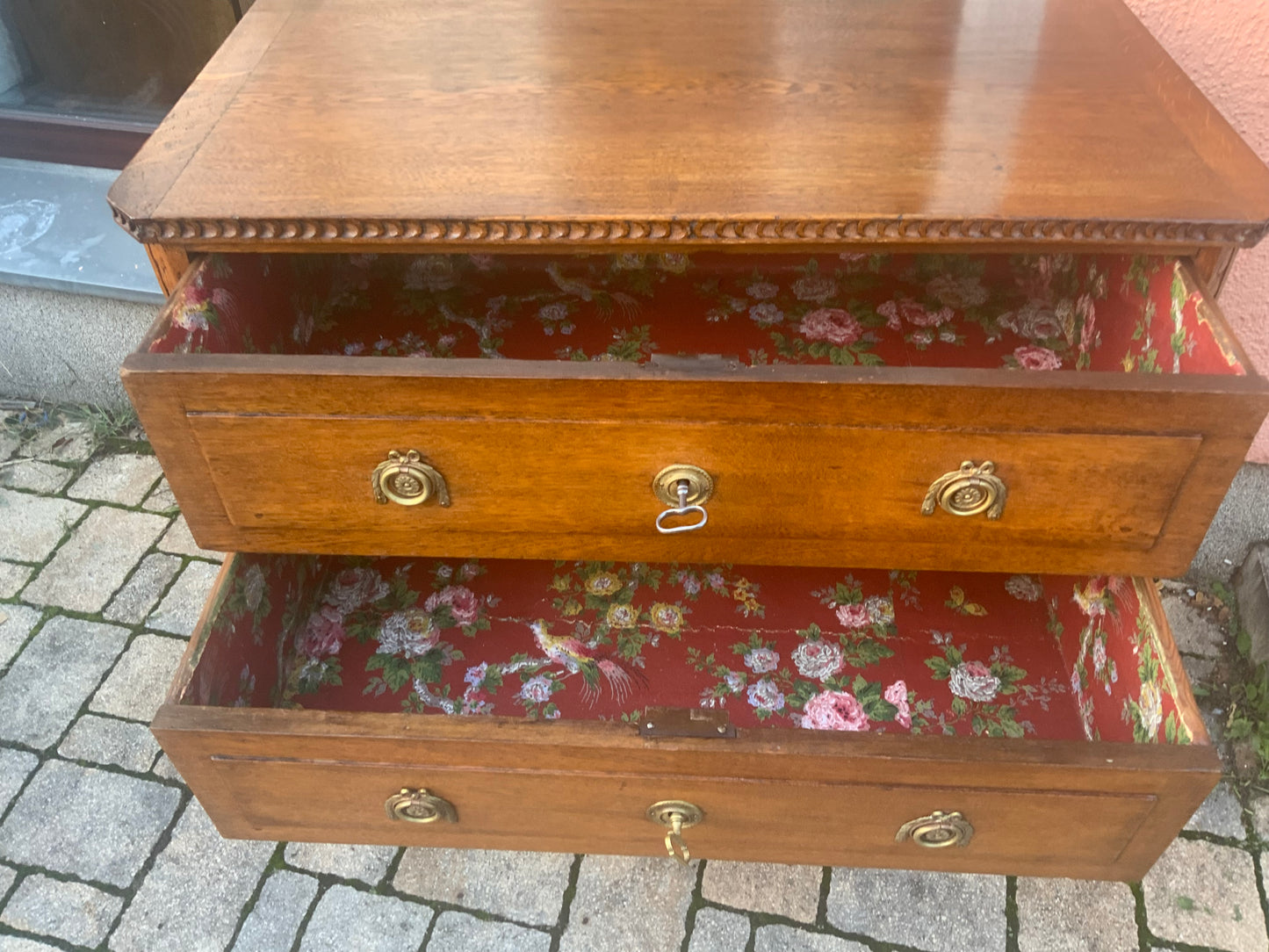 Kleine Louis Seizekommode in Eiche um 1790 Verkauft
