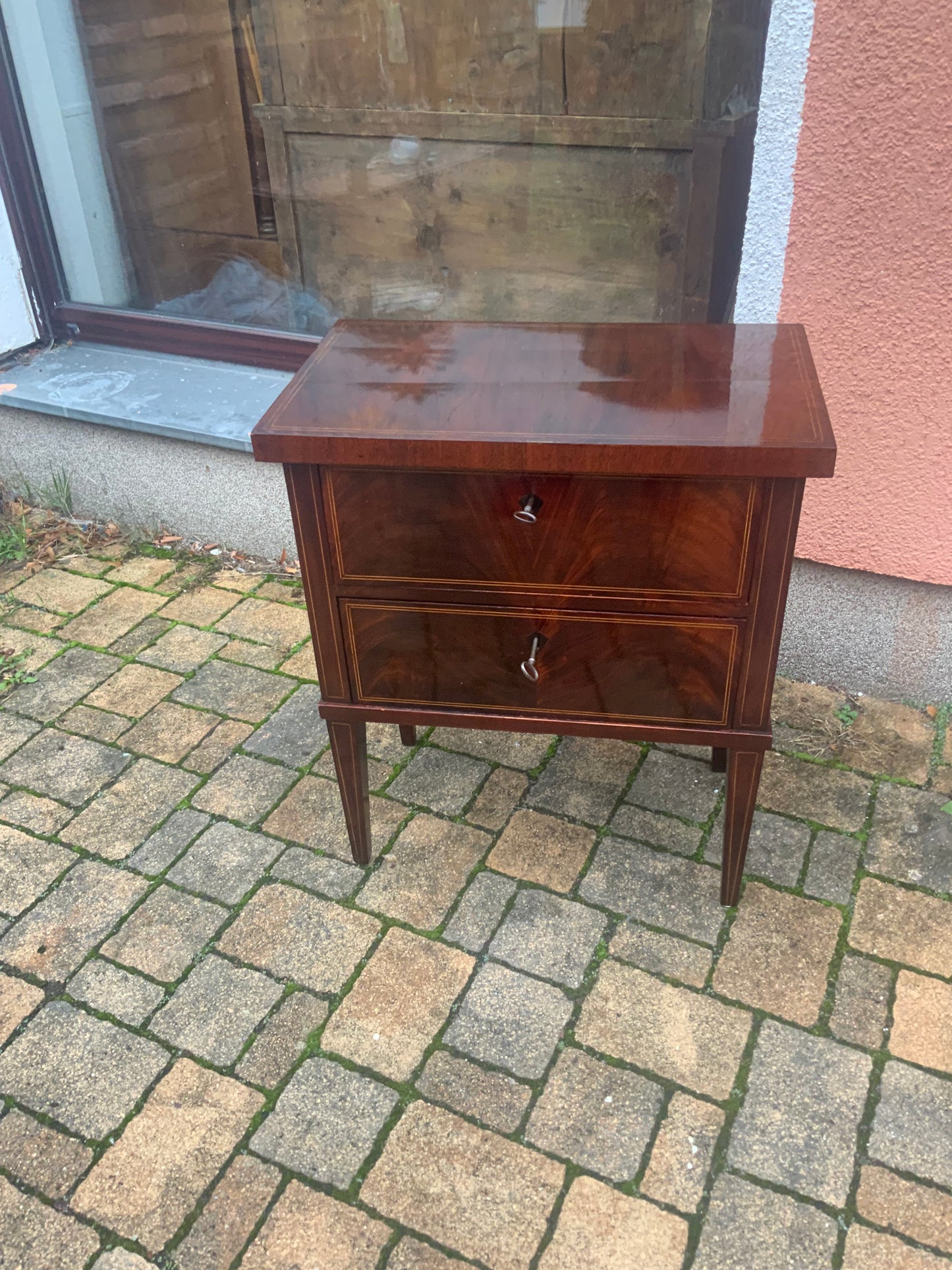 Biedermeier Pfeilerkommode in Mahagoni um 1830