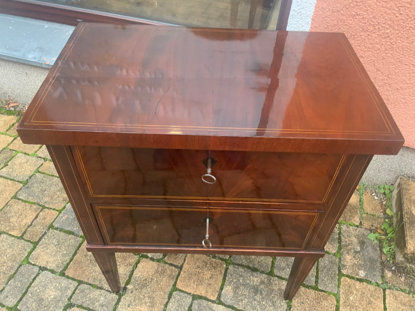 Biedermeier Pfeilerkommode in Mahagoni um 1830