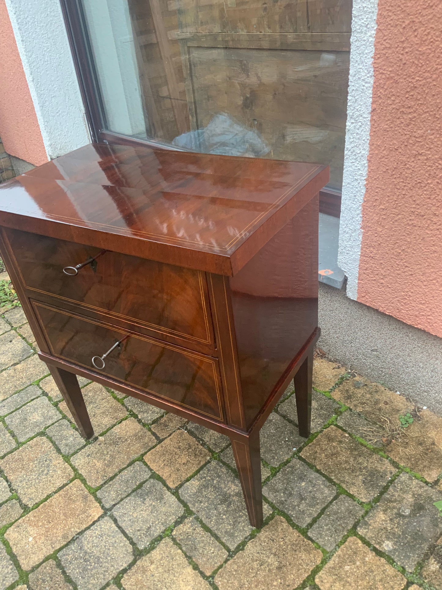 Biedermeier Pfeilerkommode in Mahagoni um 1830