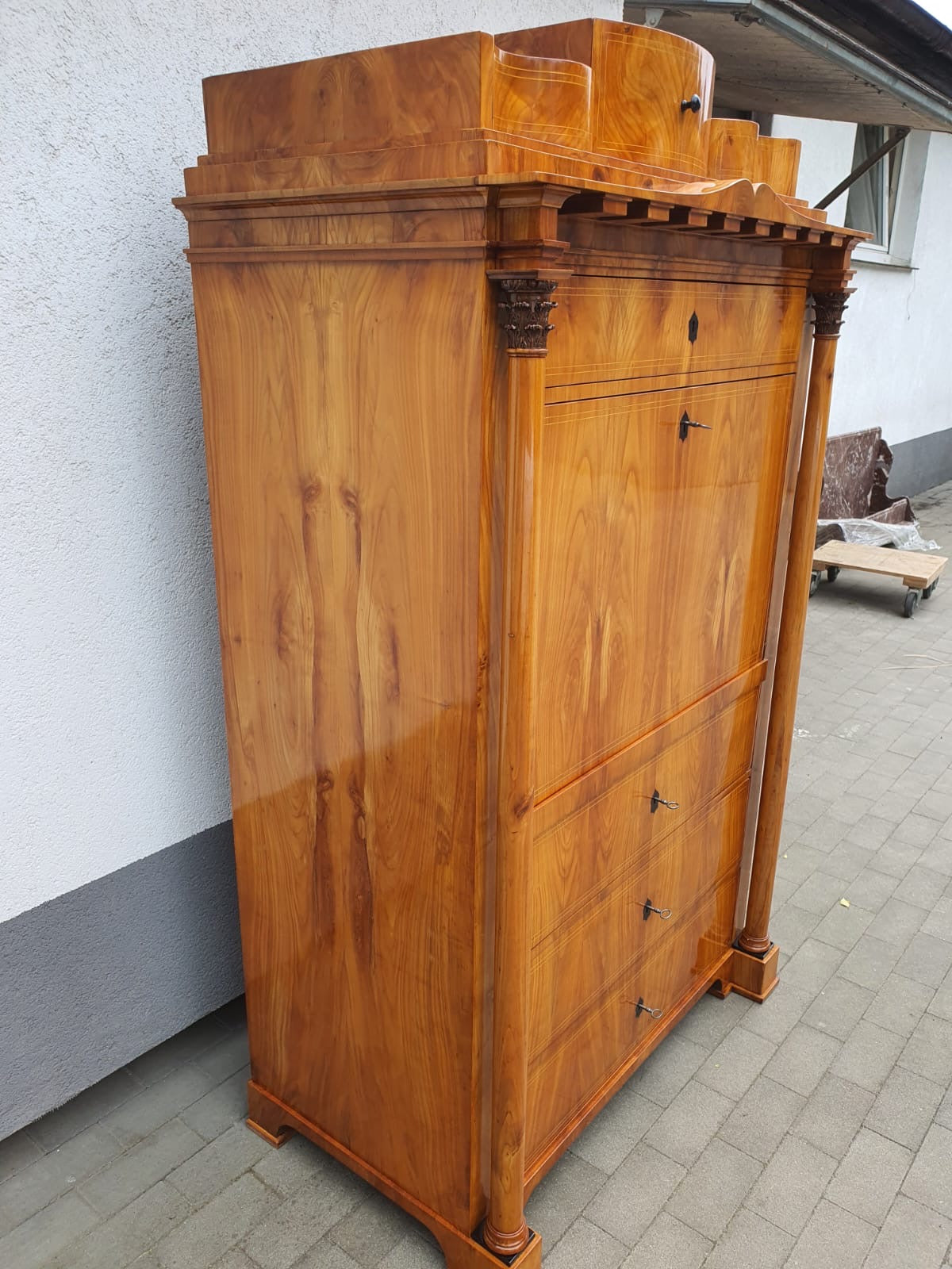 Biedermeier Sekretär mit Säulen in Kirschbaum