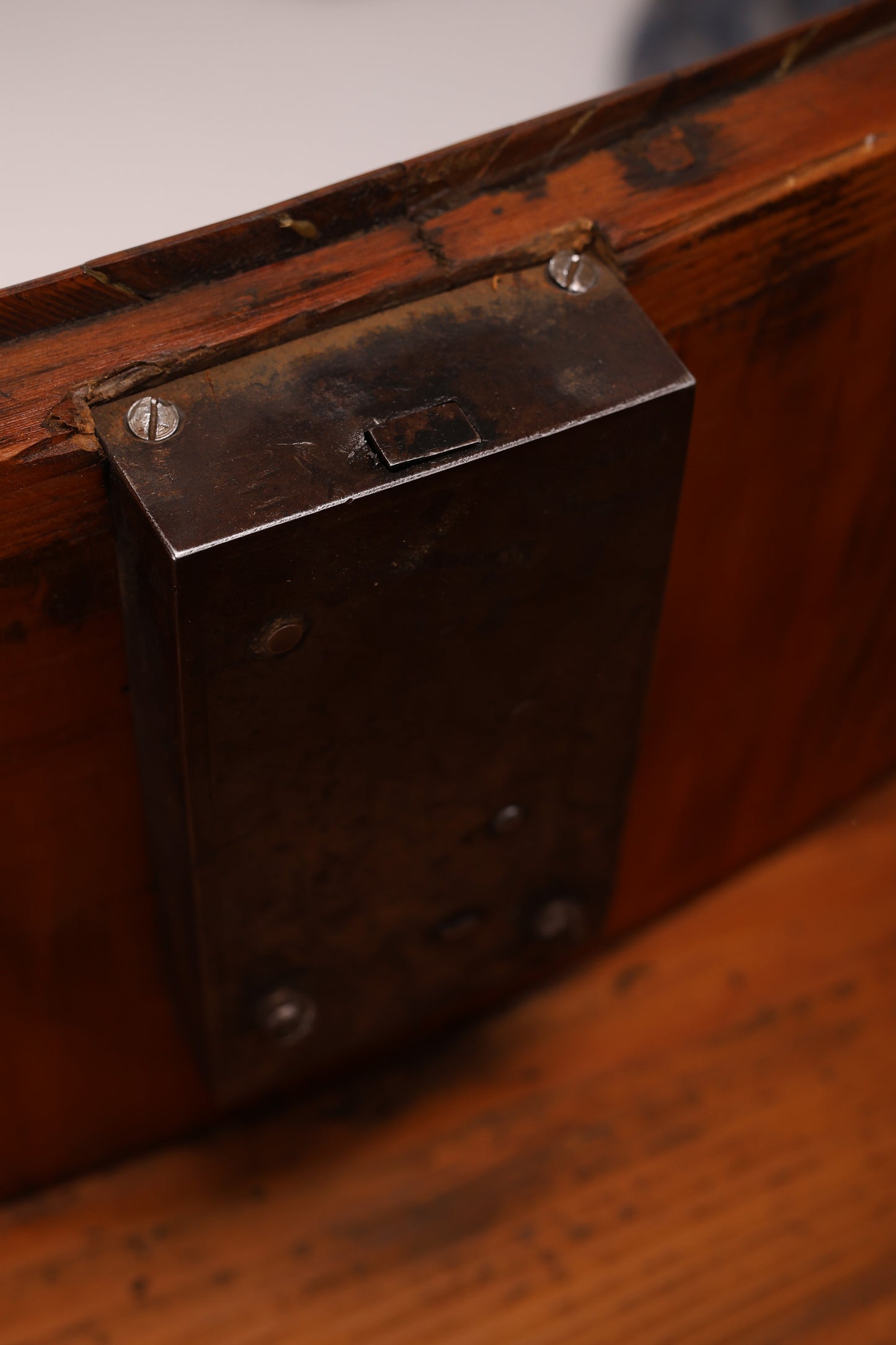 Barockkommode in Nussbaum um 1770