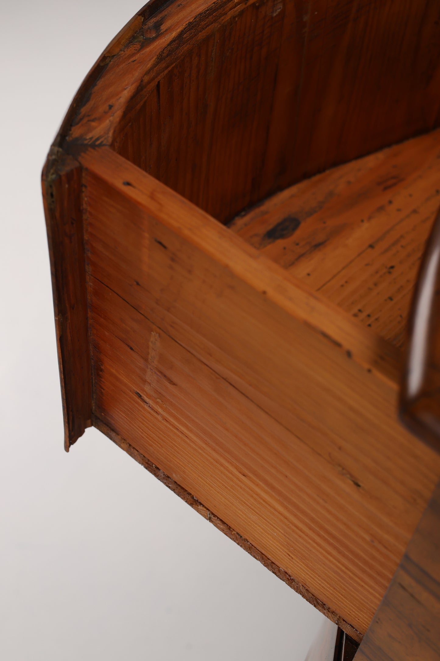 Barockkommode in Nussbaum um 1770