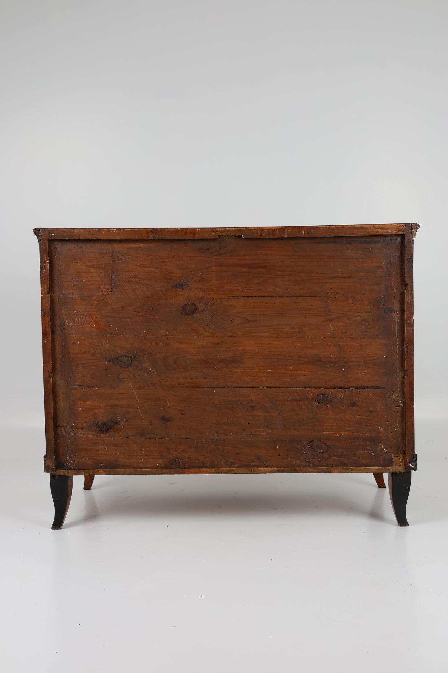 Biedermeierkommode in Kirschbaum mit Halbsäulen um 1820