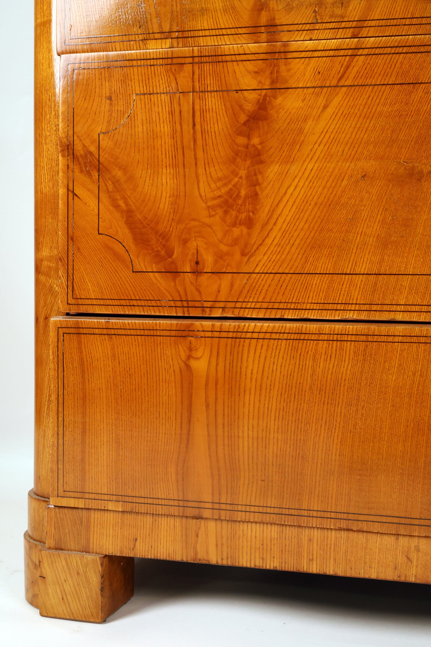 Biedermeier Aekretär mit Aufsatz in Esche