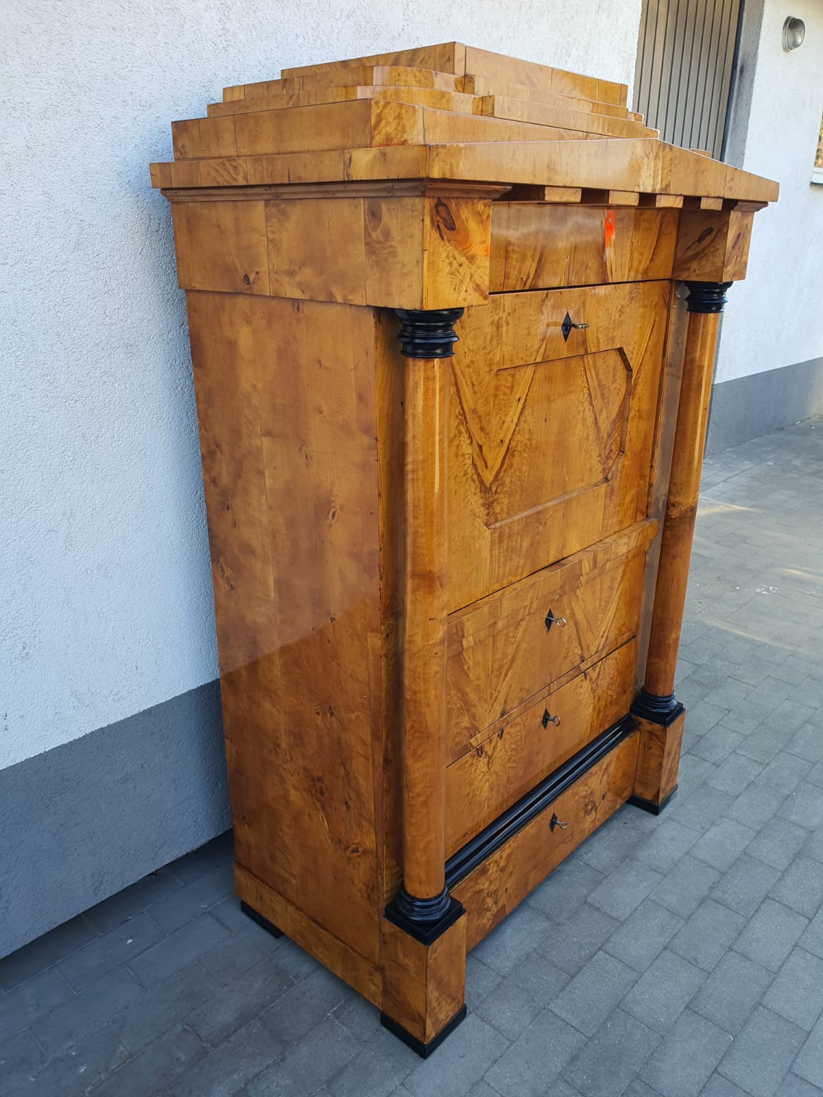 Biedermeier Sekretär in Kirschbaum um 1820