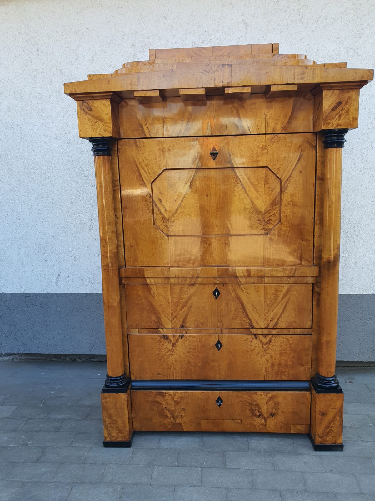 Biedermeier Sekretär in Kirschbaum um 1820