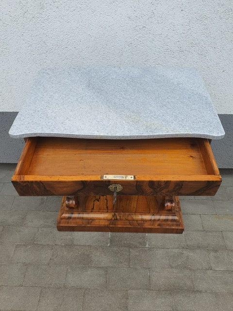 Seltene kleine Empire Konsole Nussbaum um 1810 Reserviert