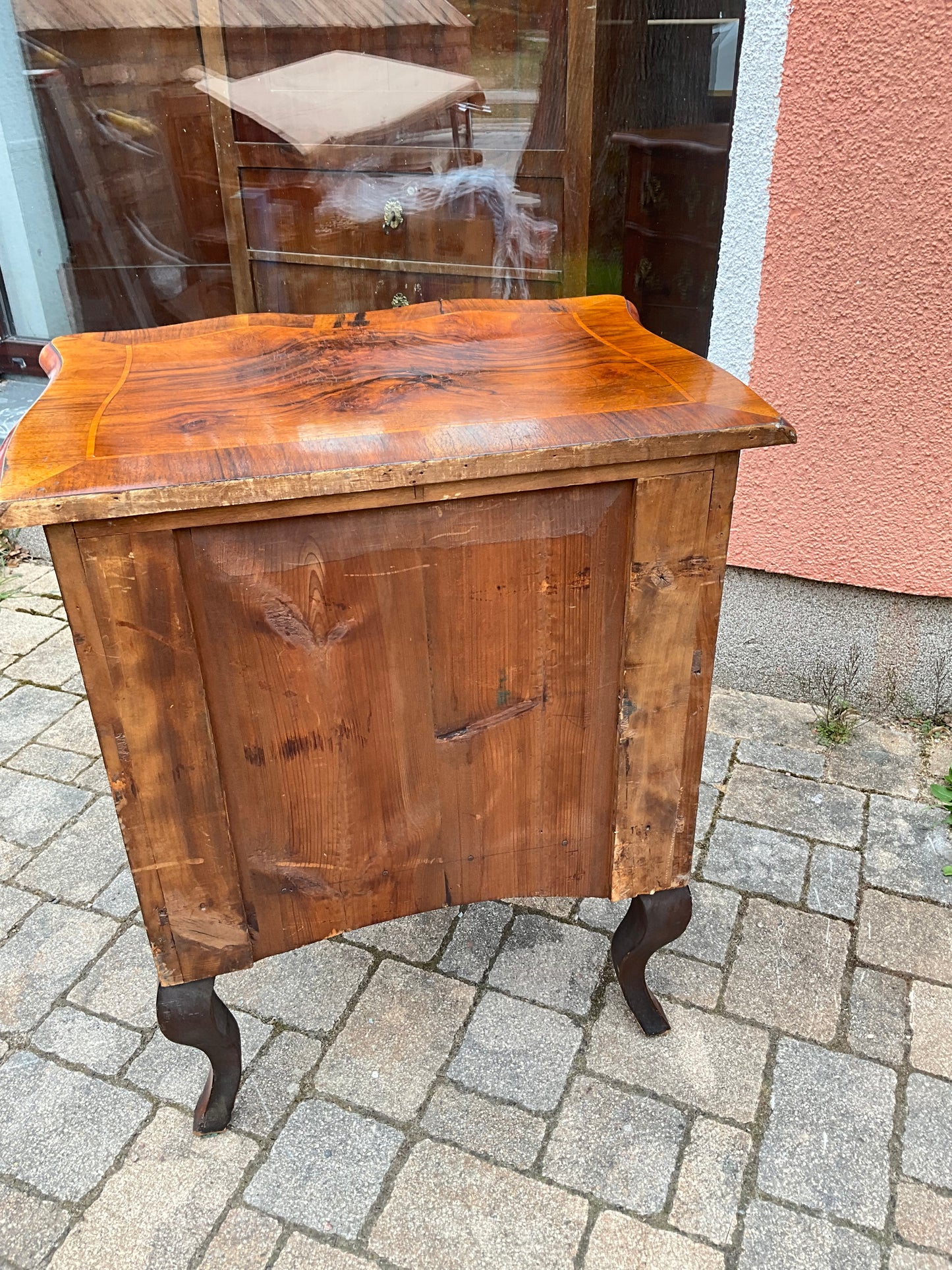 Dresdner Barockkommode in Nussbaum um 1870