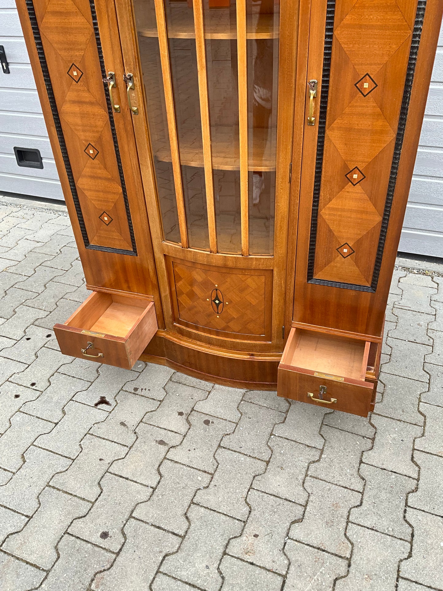 Art Deco Vitrine in Mahagoni um 1920