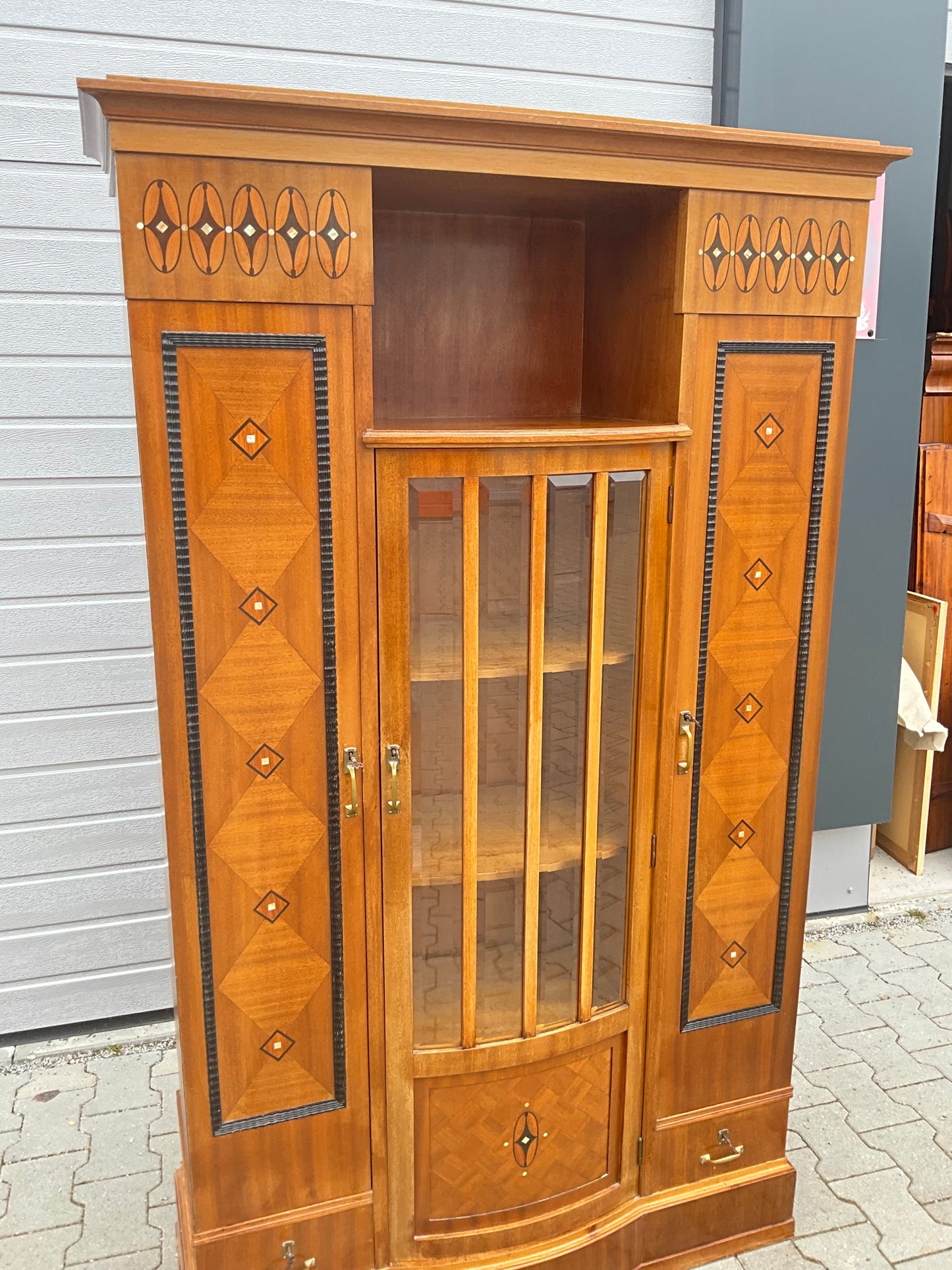 Art Deco Vitrine in Mahagoni um 1920