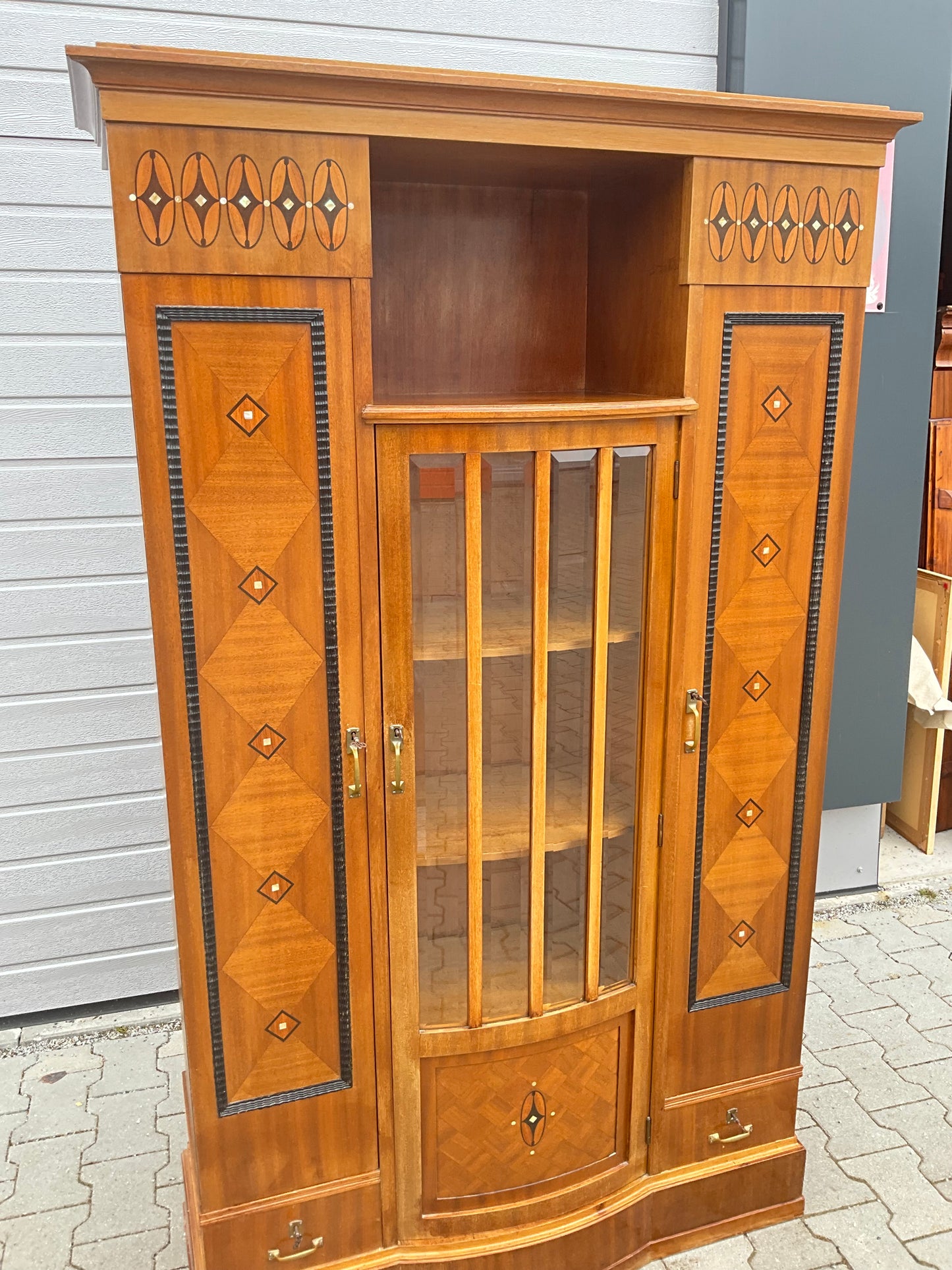 Art Deco Vitrine in Mahagoni um 1920