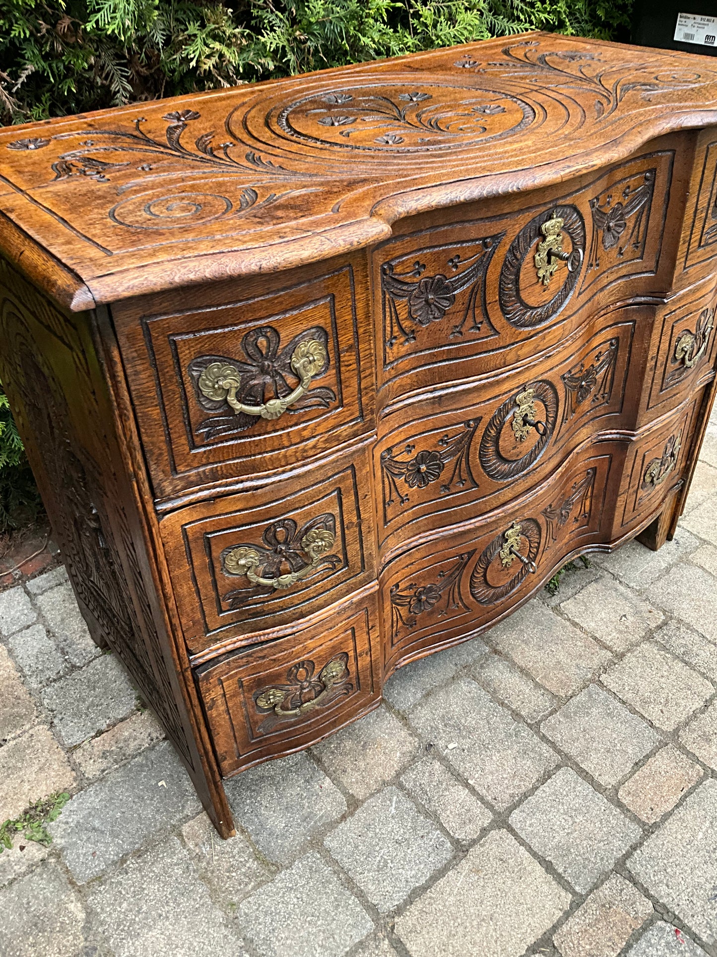 Seltene Barockkommode in Eiche um 1760