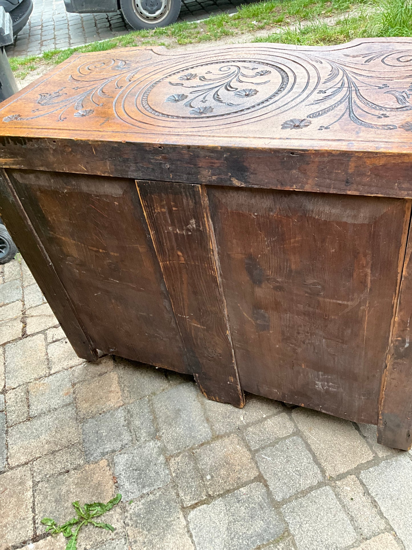 Seltene Barockkommode in Eiche um 1760