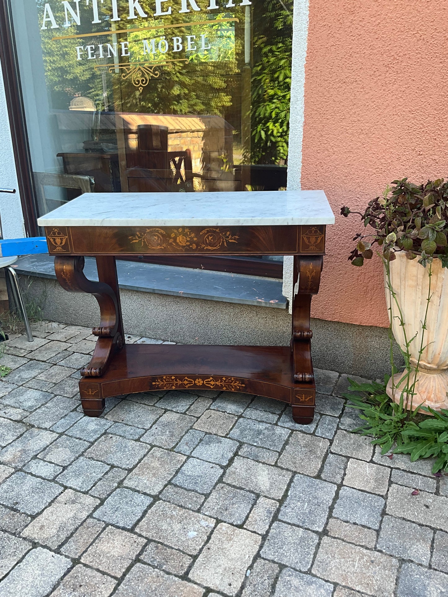 Biedermeier Konsole intarsiert in Mahagoni um 1830