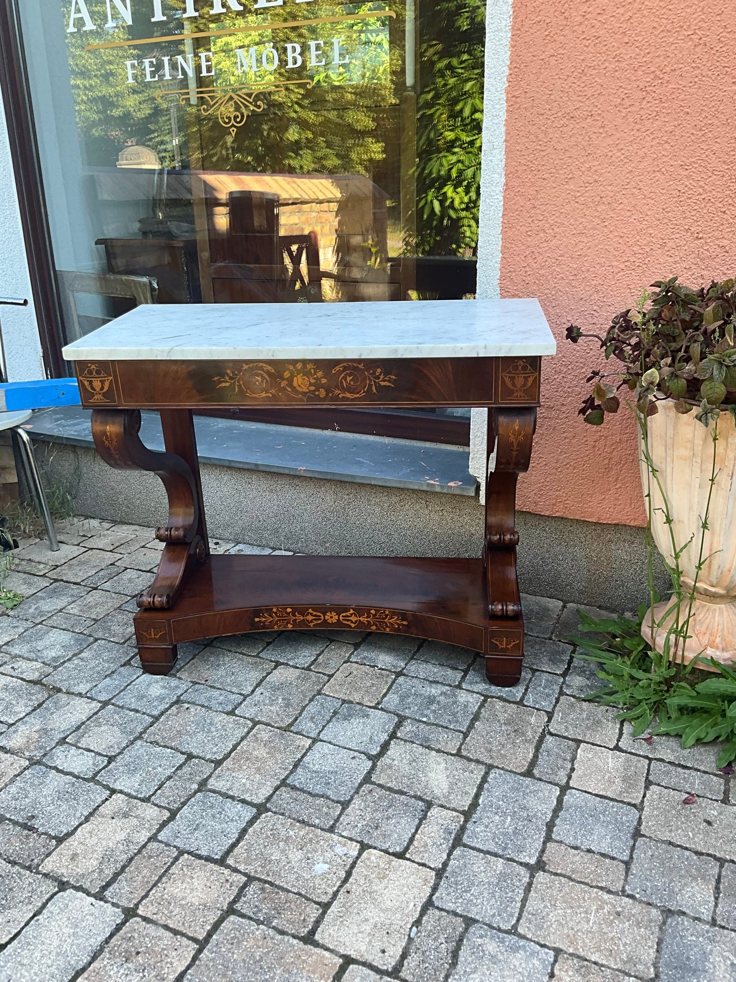Biedermeier Konsole intarsiert in Mahagoni um 1830
