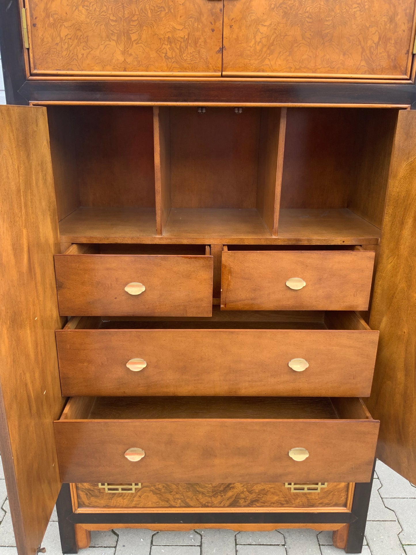 1970 s Vintage Chin Hua Hochschrank Designer Raymond Sobota
