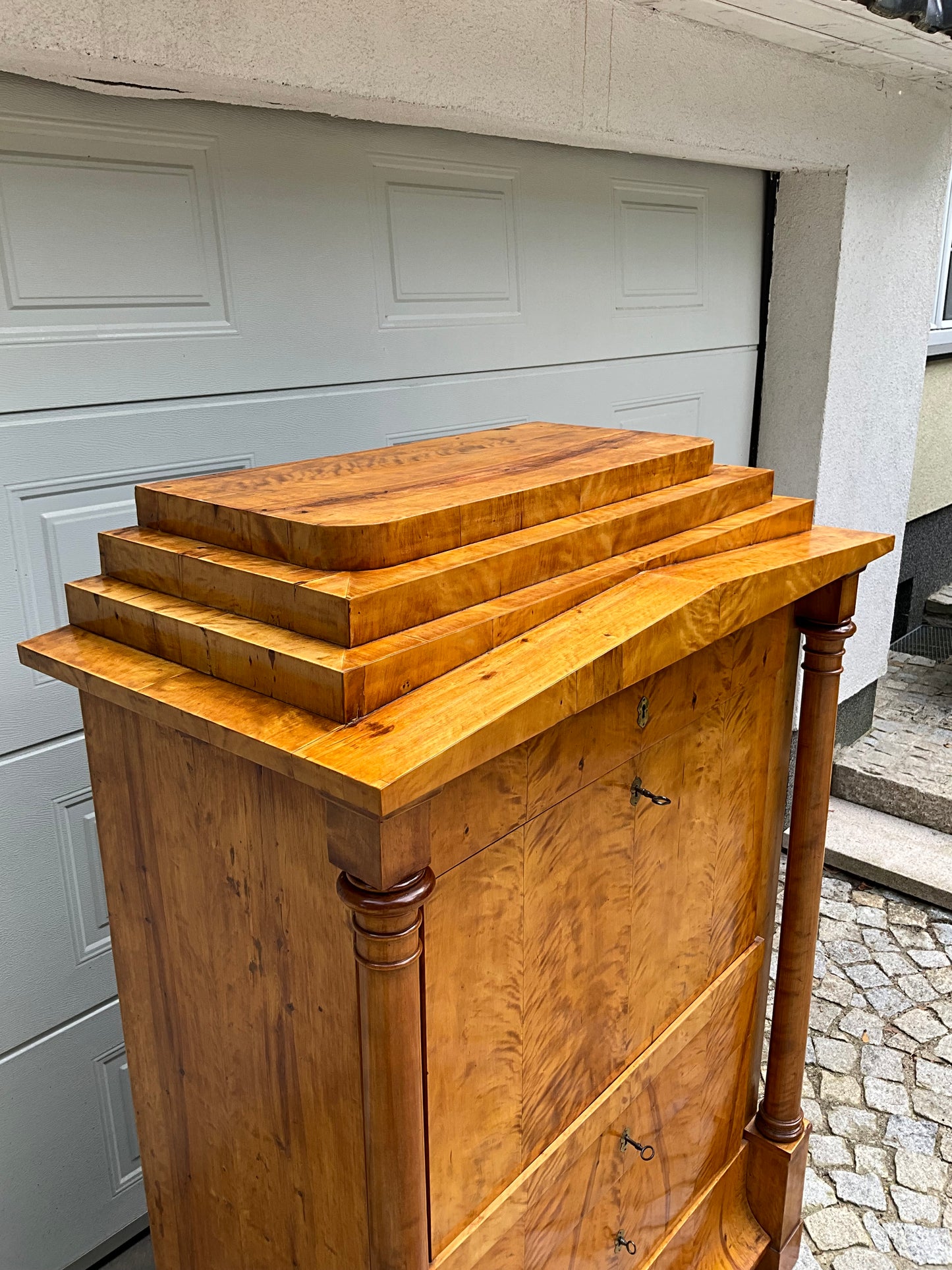 Biedermeier Sekretär in Birke Berlin um 1820
