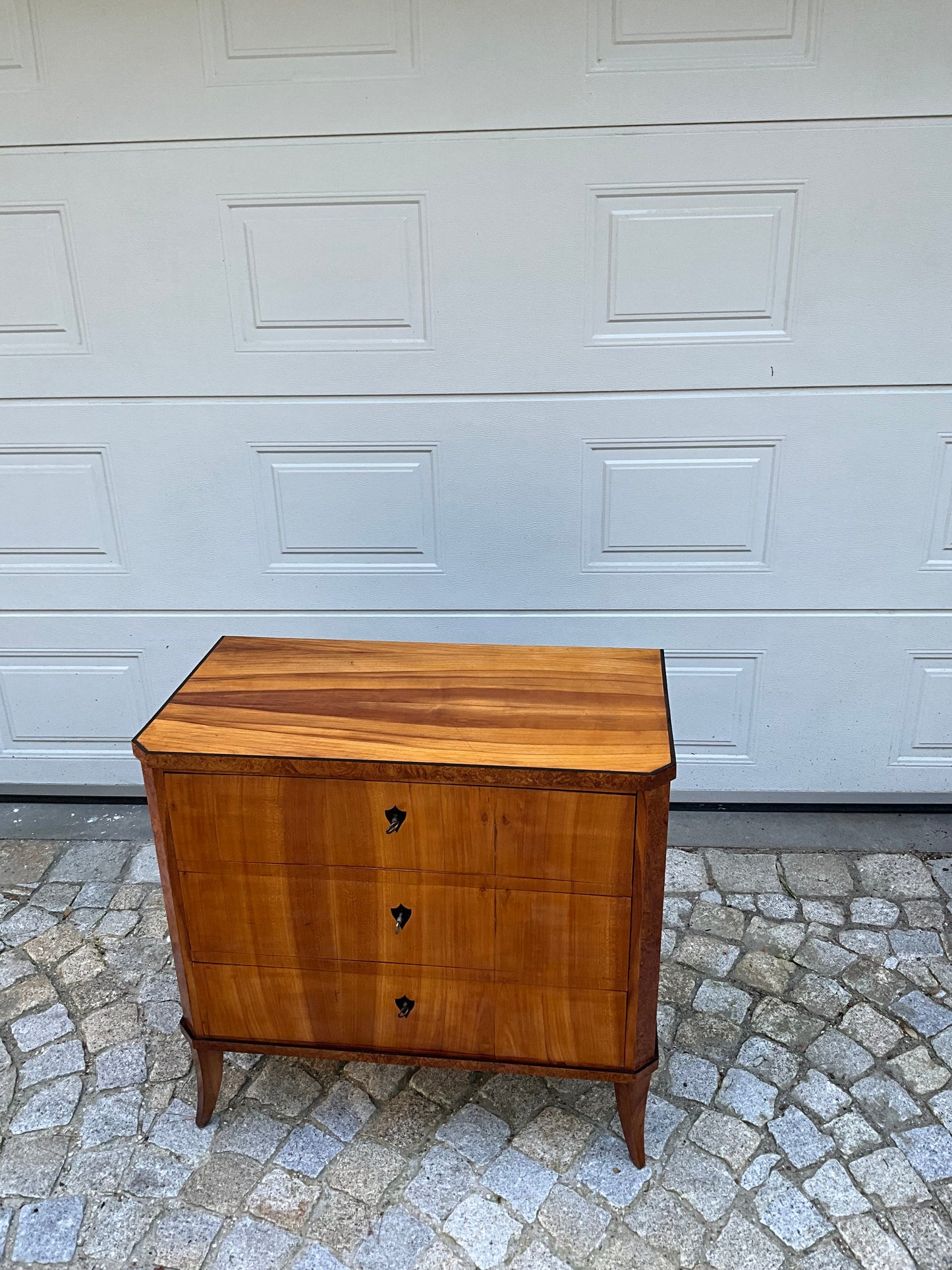 Biedermeierkommode in Kirschbaum 2.Hälfte des 19.Jh
