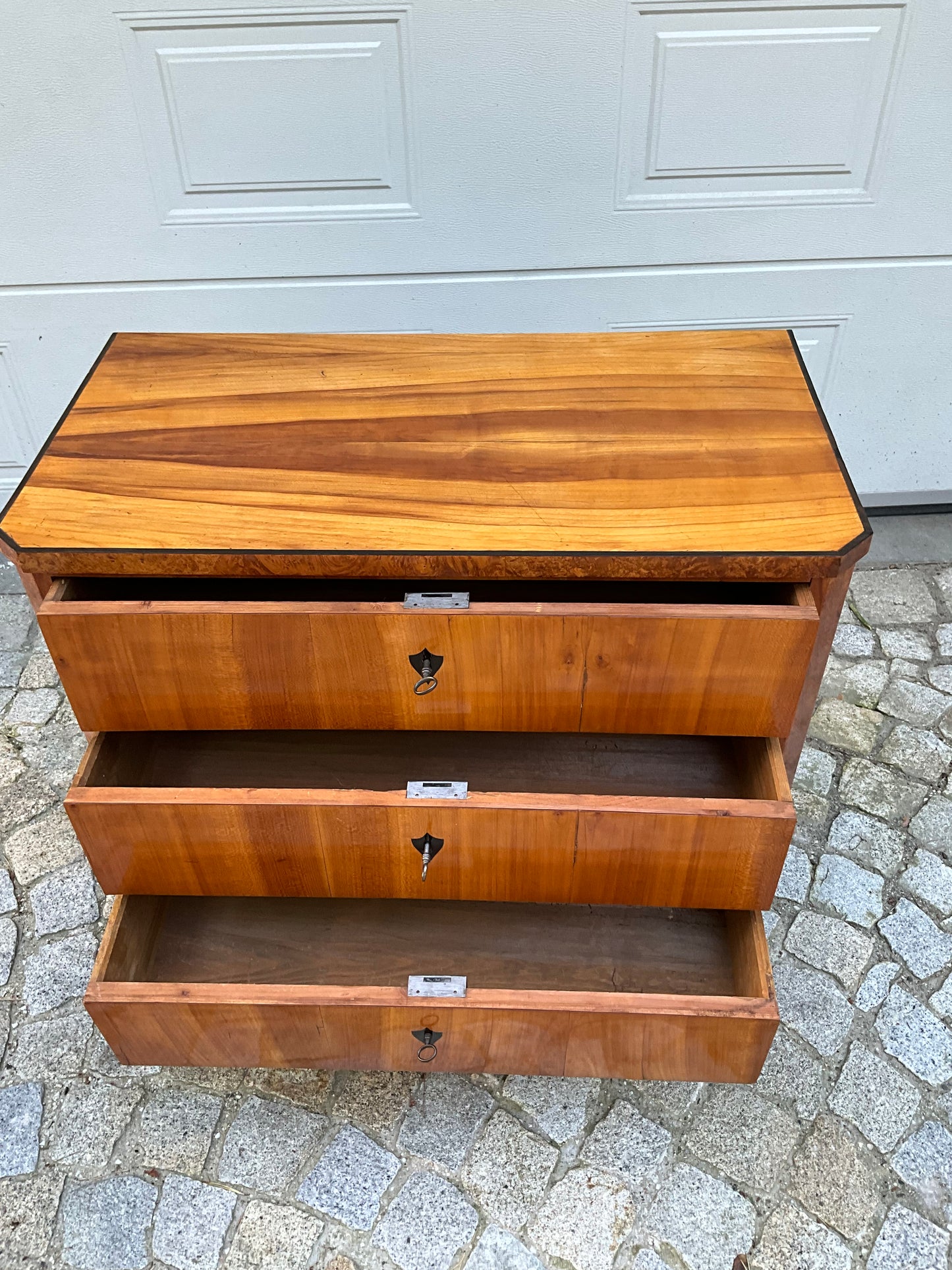 Biedermeierkommode in Kirschbaum 2.Hälfte des 19.Jh