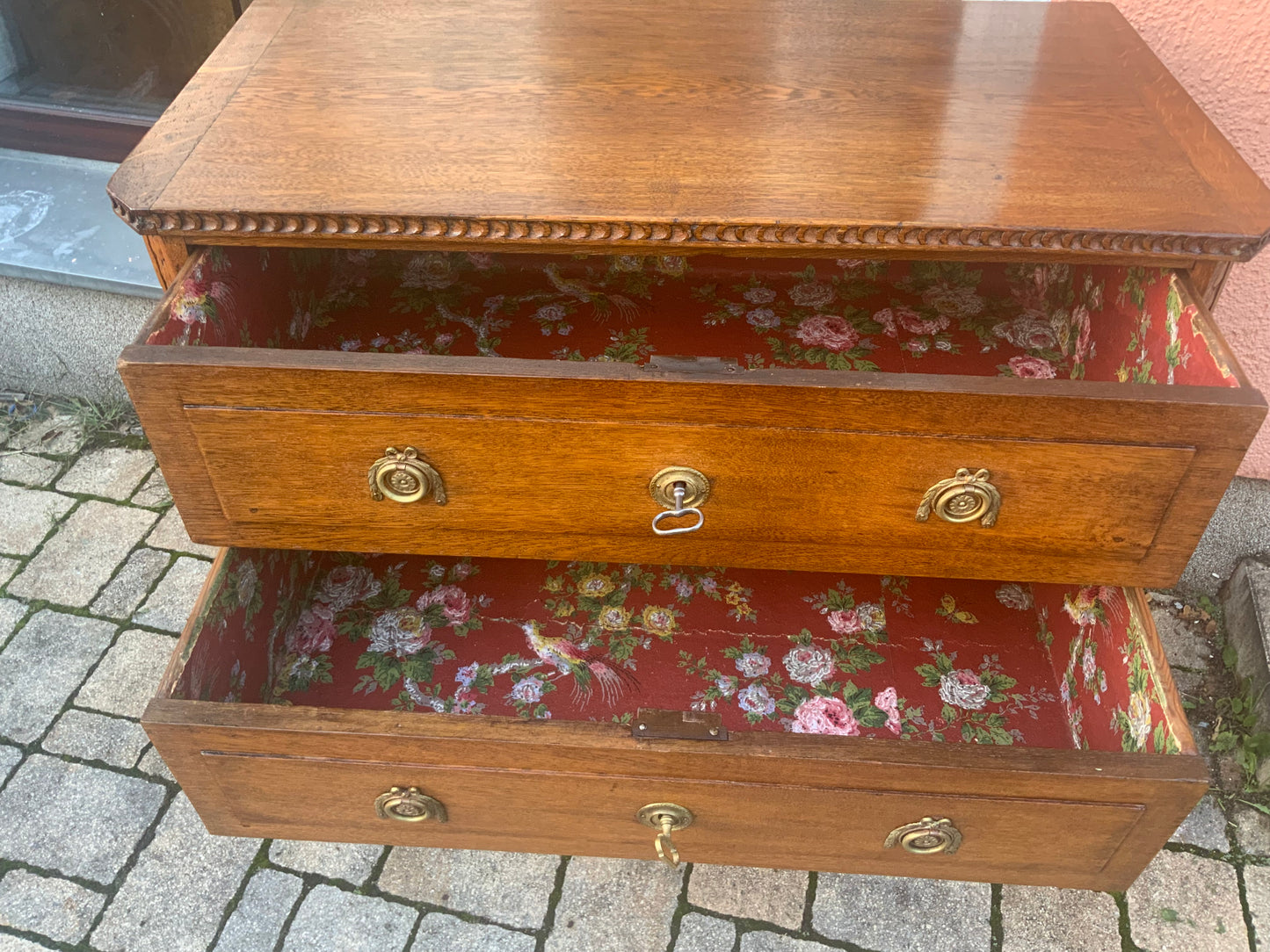 Kleine Louis Seizekommode in Eiche um 1790