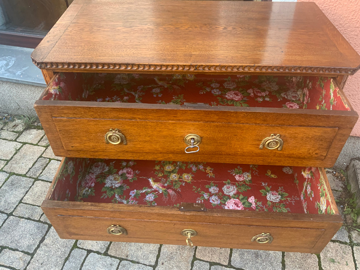 Kleine Louis Seizekommode in Eiche um 1790