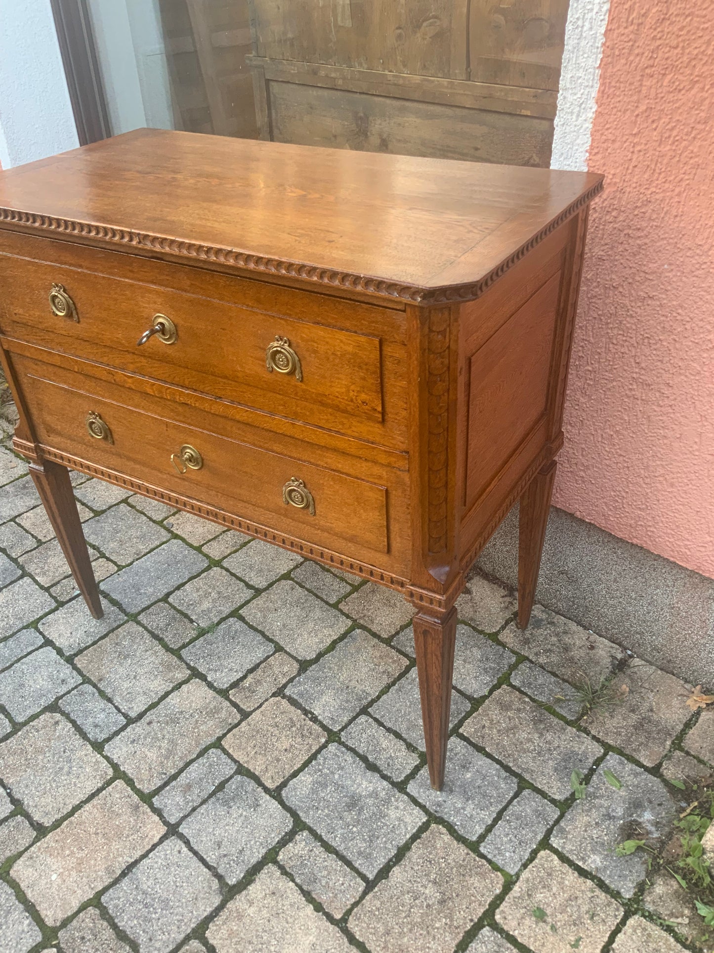 Kleine Louis Seizekommode in Eiche um 1790