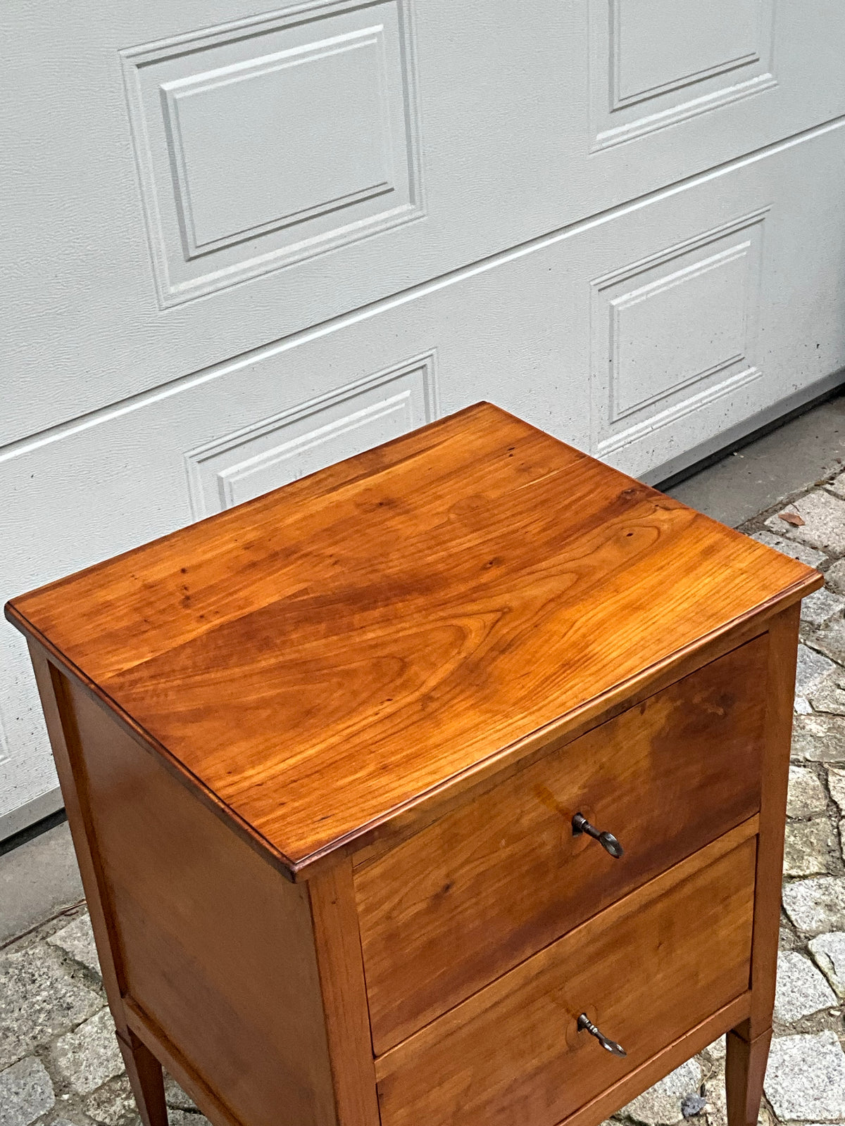Frühe Biedermeier Kirschbaumkommode um 1815