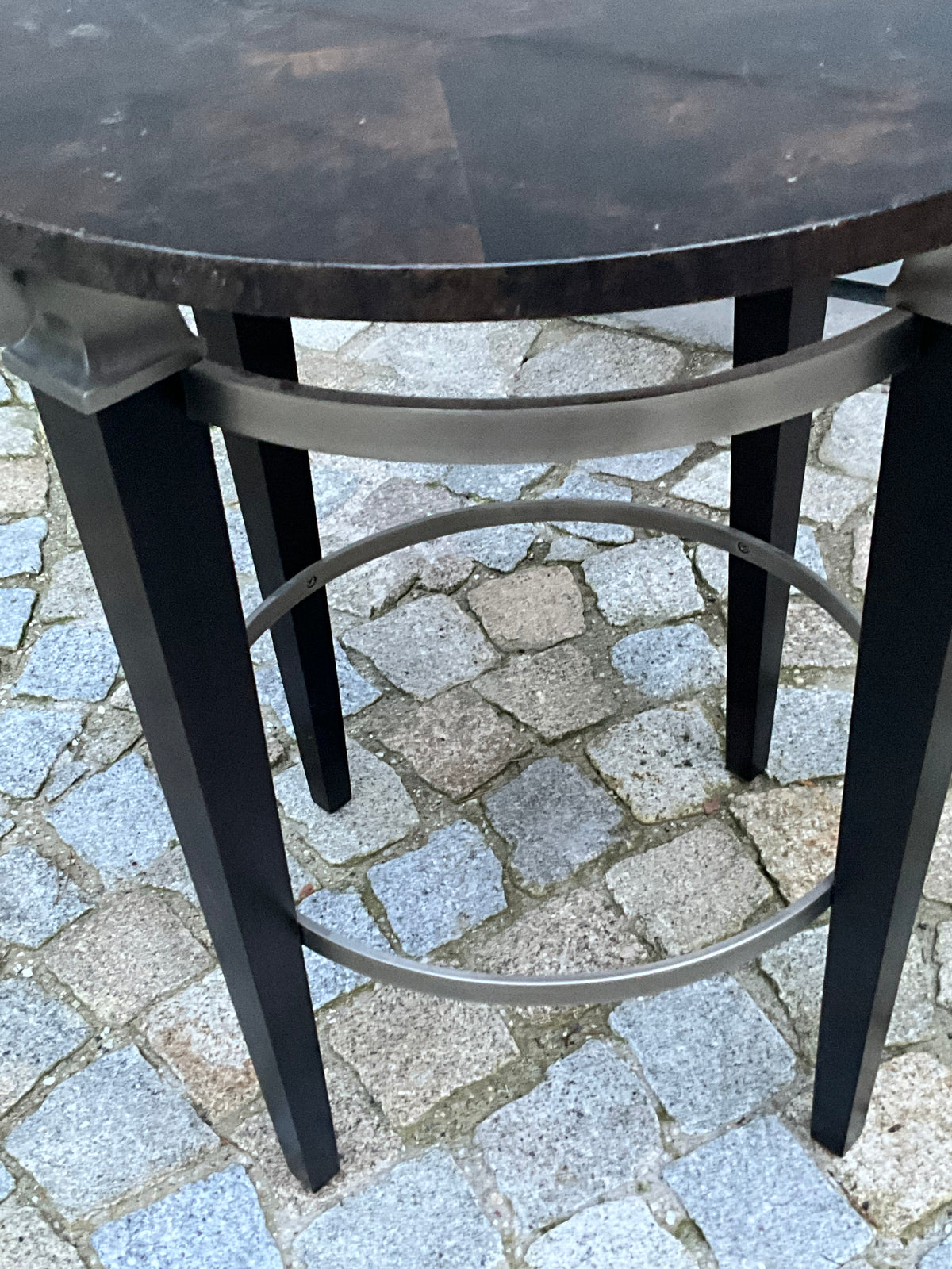 Beistelltisch v. Ethan Allen USA I’m Art Deco Stil Ahornmaser