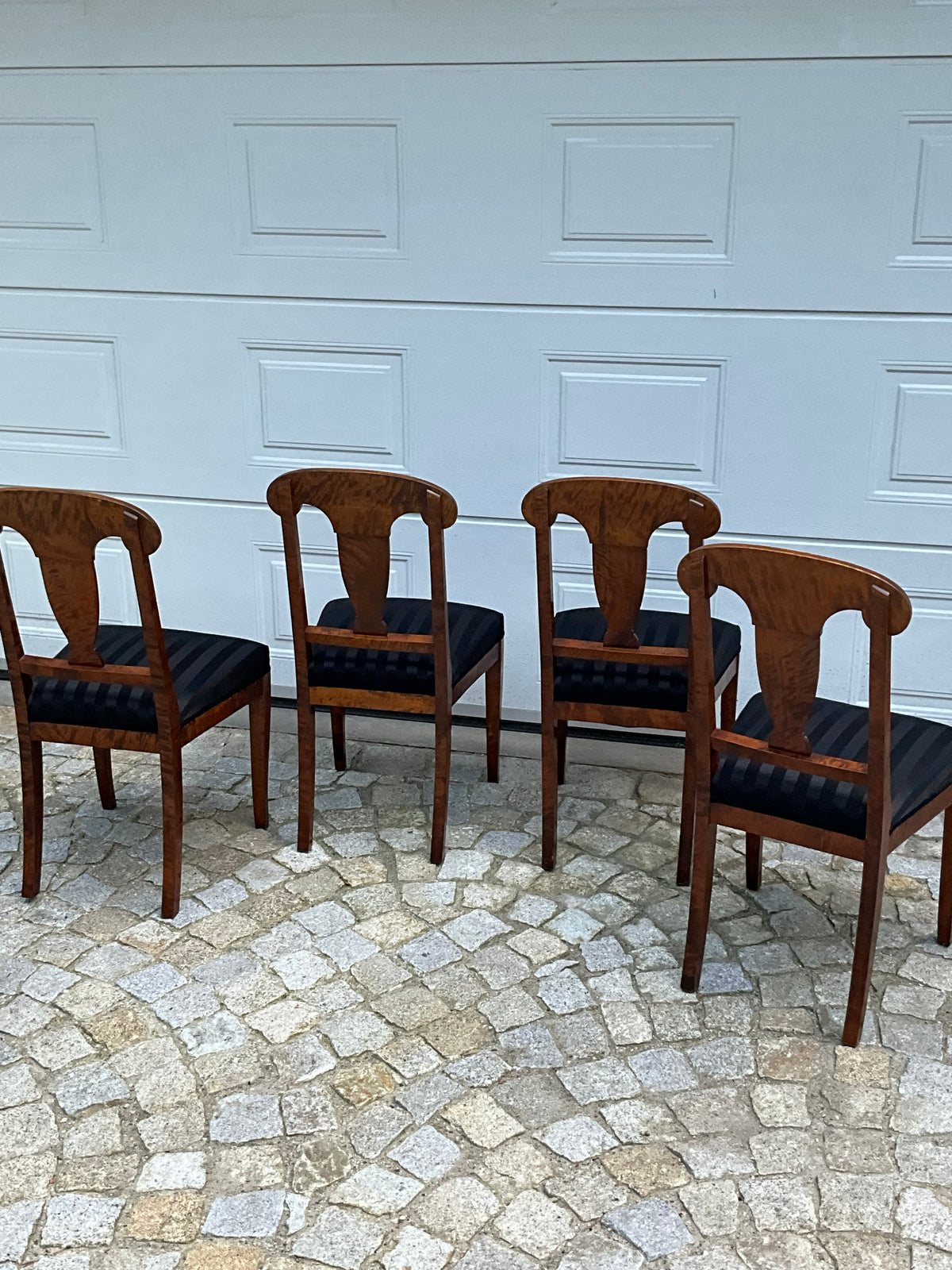 Set von 4 Biedermeierstühlen in Birke