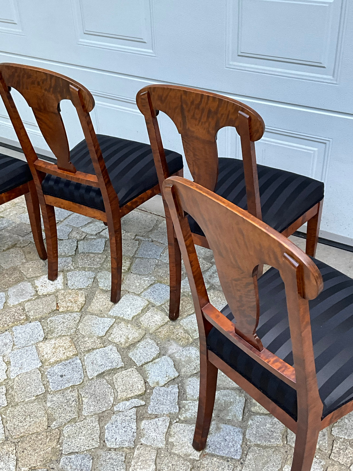 Set von 4 Biedermeierstühlen in Birke