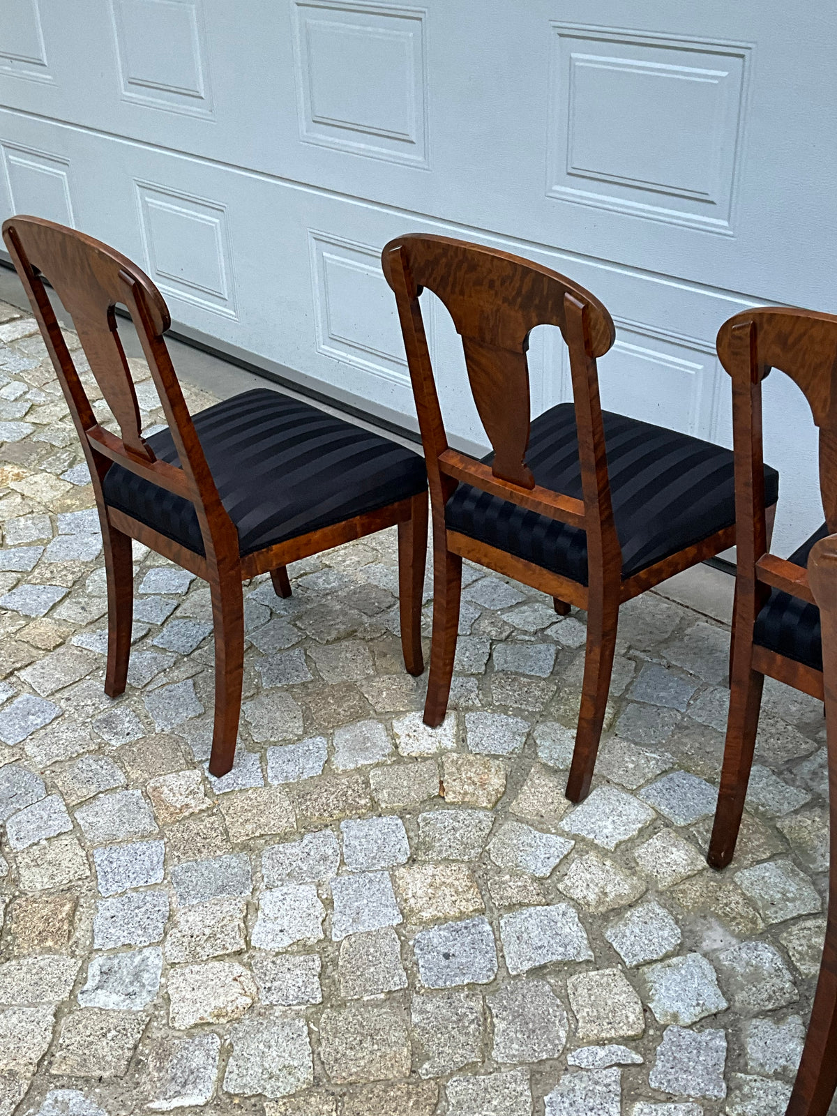 Set von 4 Biedermeierstühlen in Birke