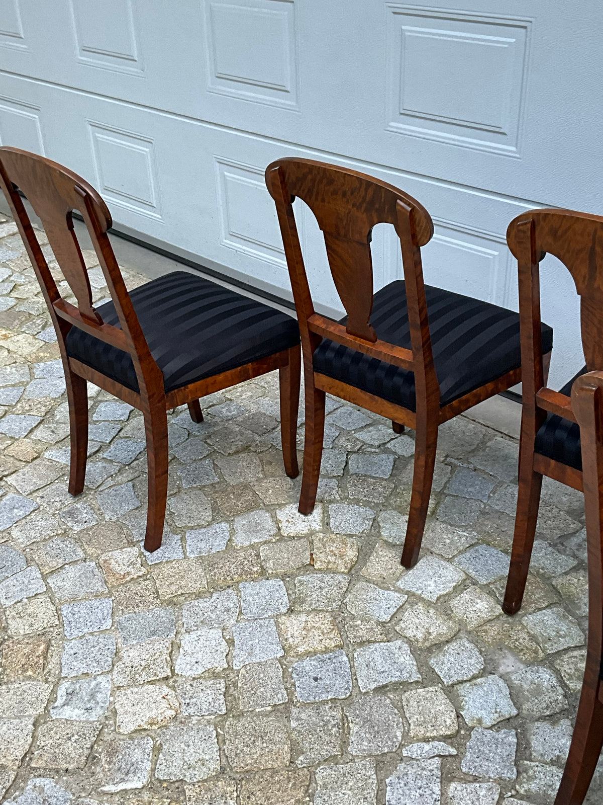 Set von 4 Biedermeierstühlen in Birke