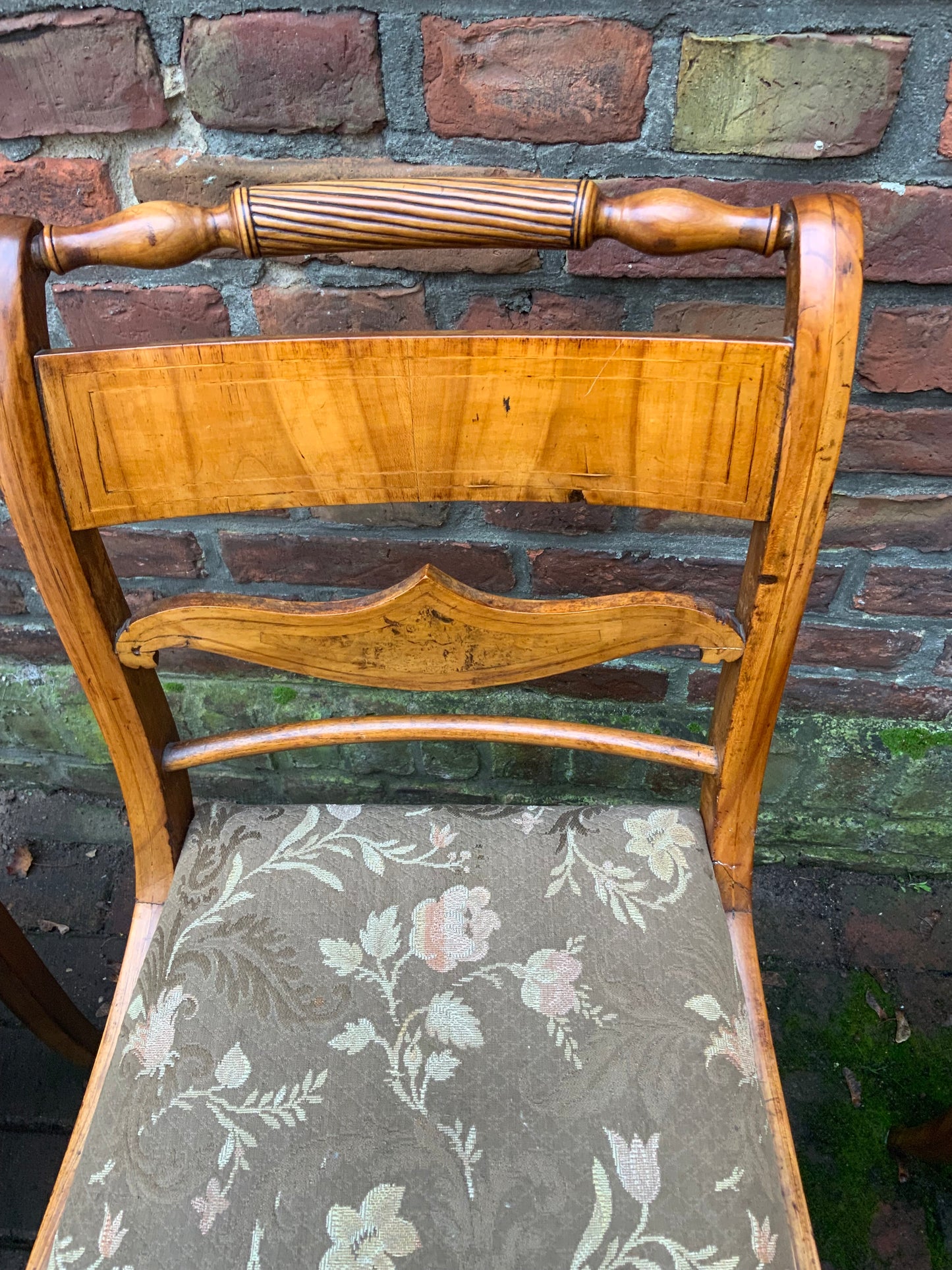 4 Set Biedermeierstühle in Kirschbaum um 1840