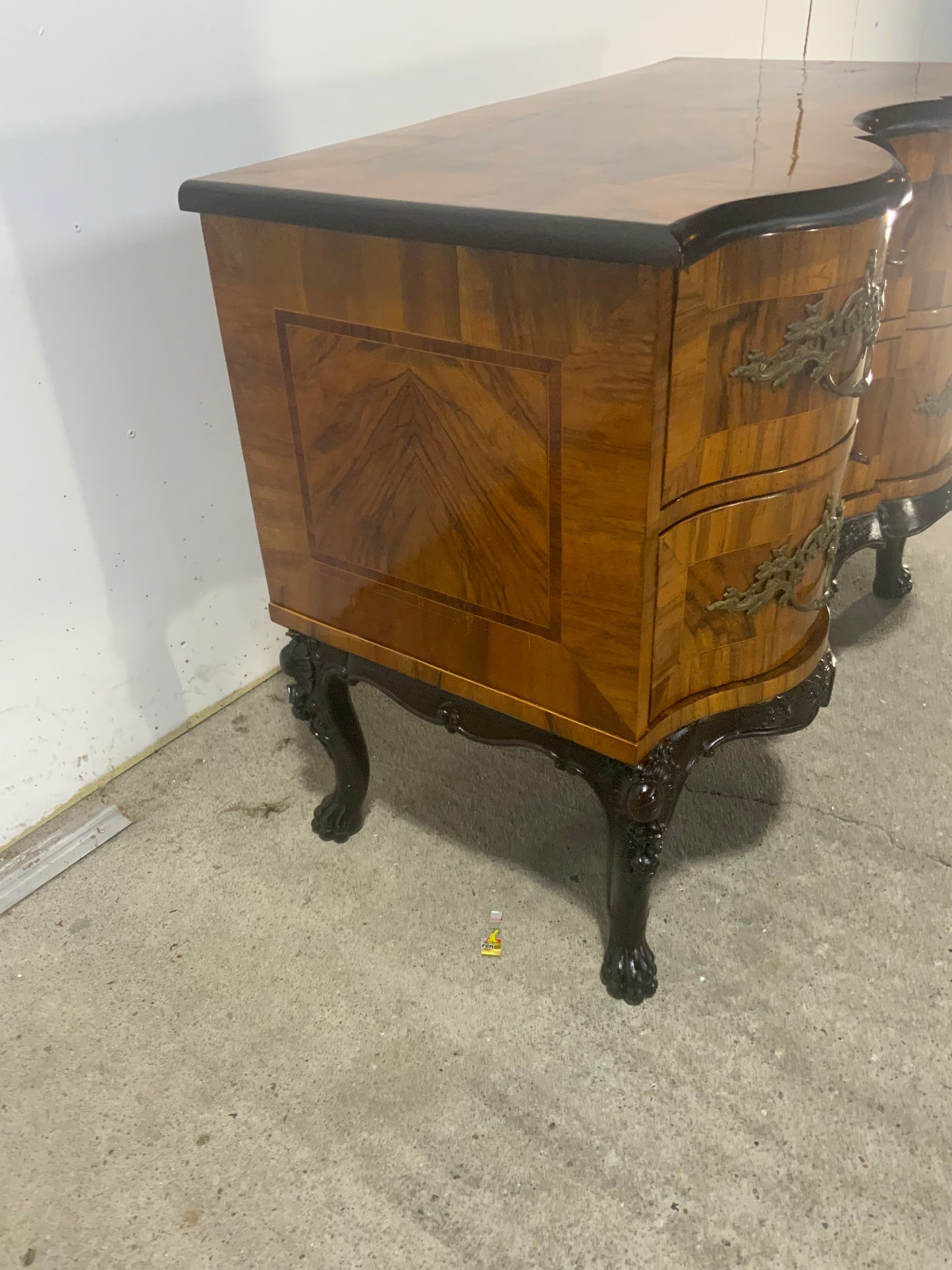 Barockkommode Nussbaum um 1760
