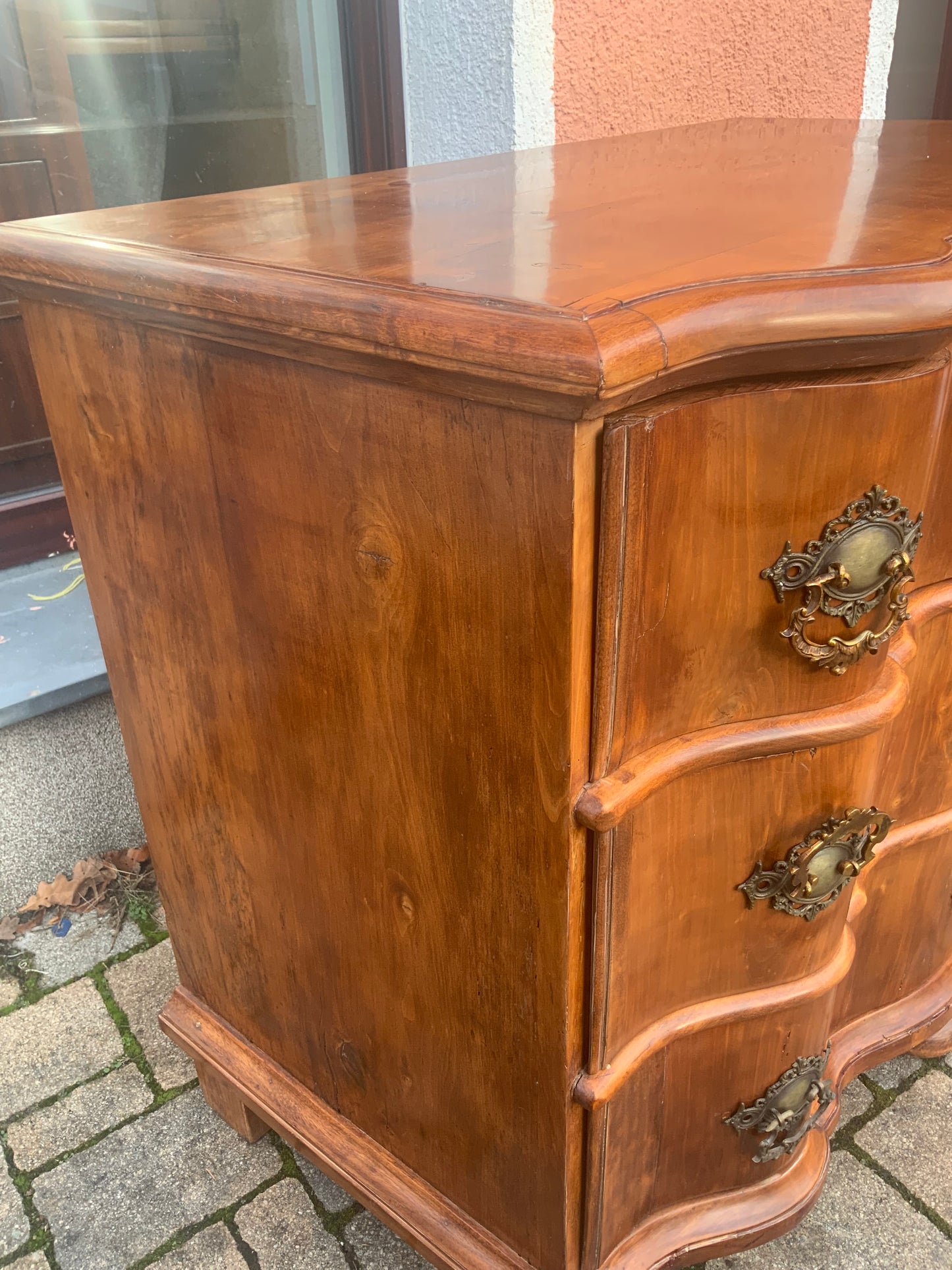 Barockkommode in Birnbaum um 1770