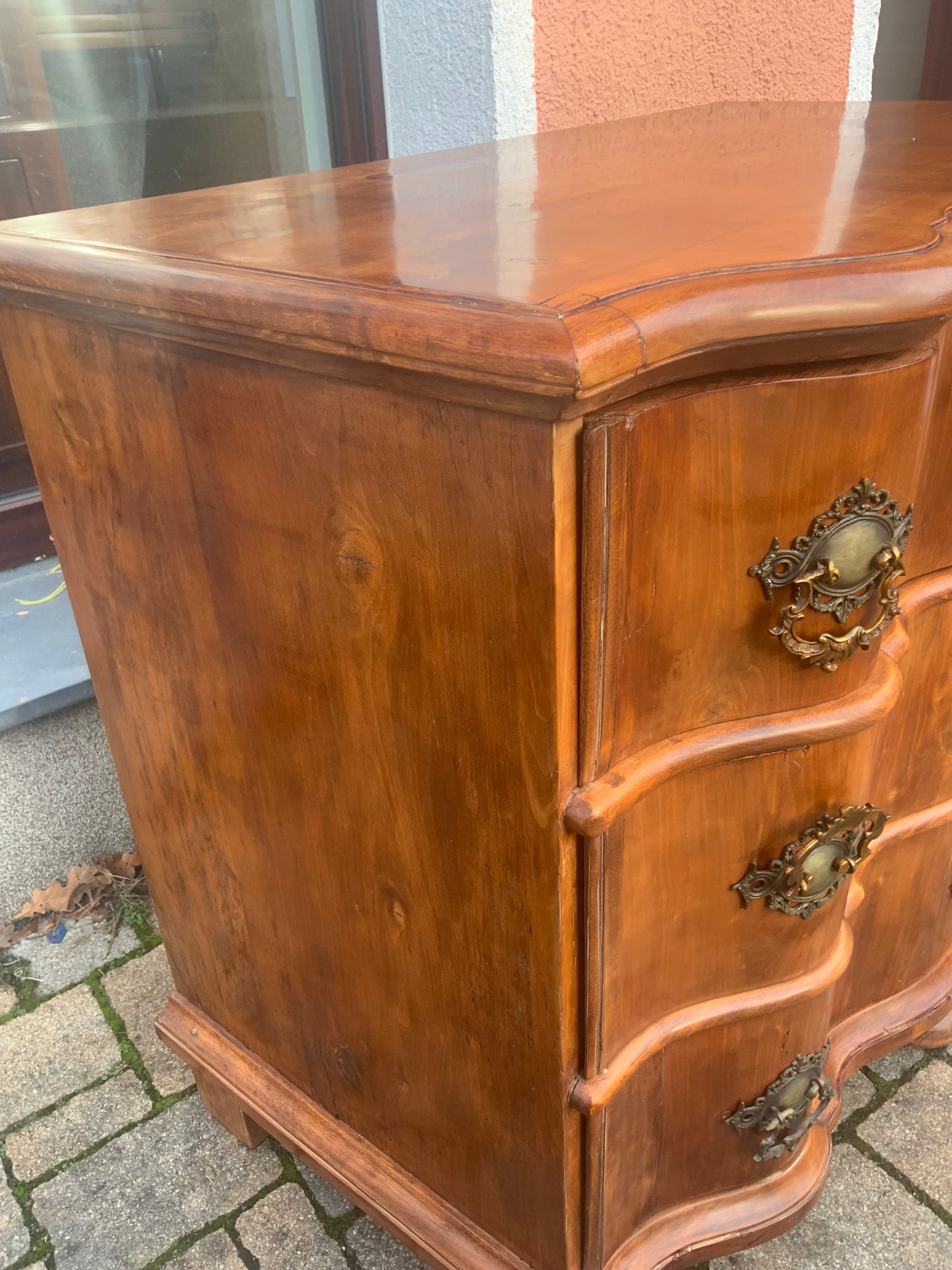 Barockkommode in Birnbaum um 1770