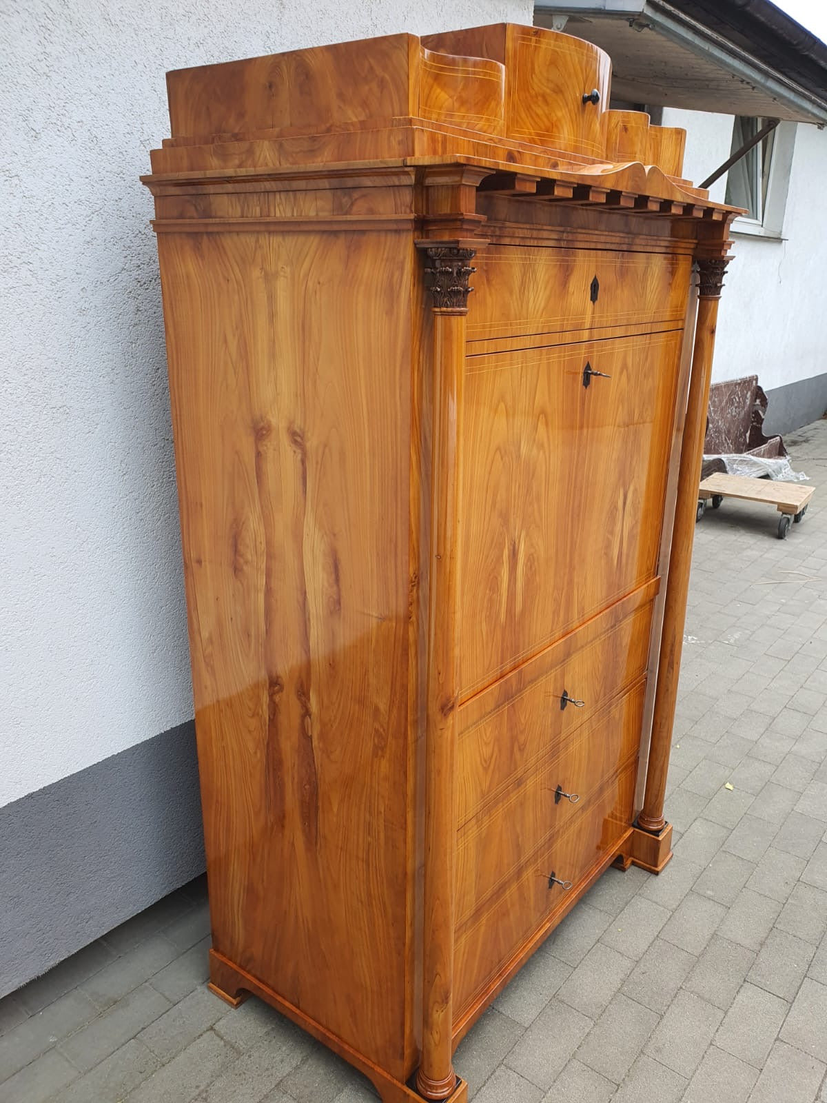 Biedermeier Sekretär  mit Säulen in Kirschbaum