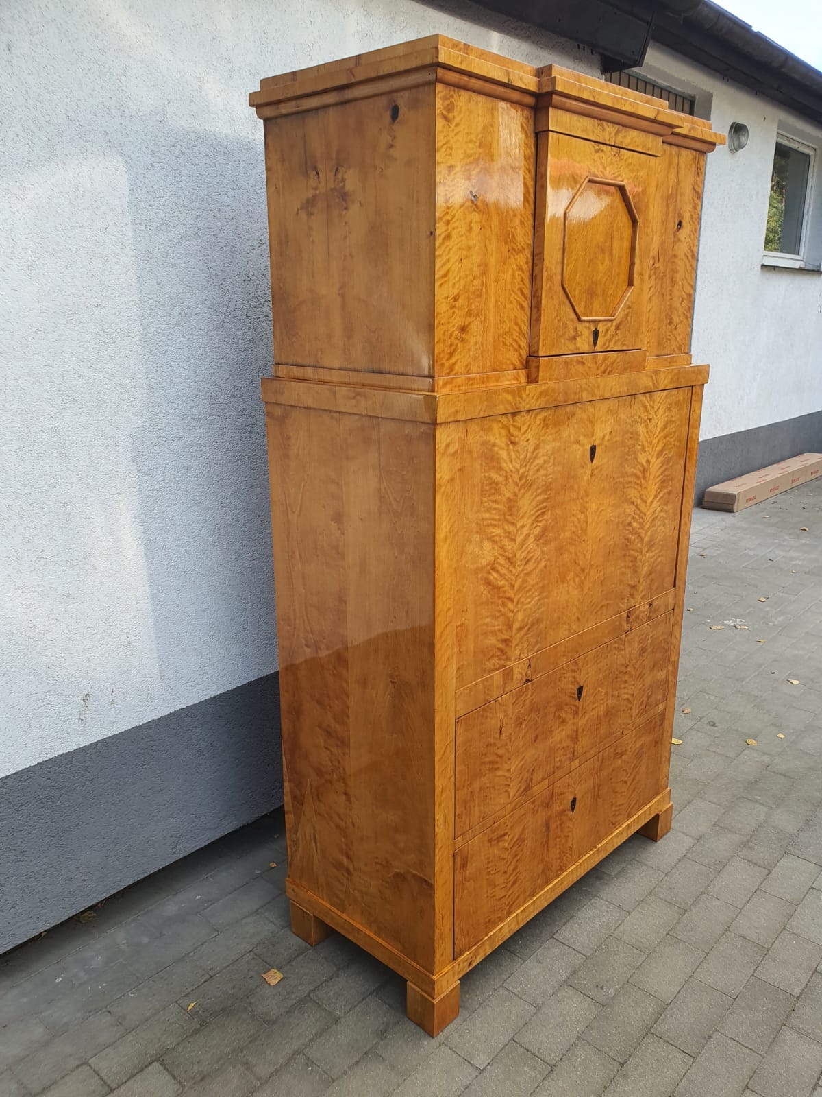 Biedermeier Sekretär in Birke um 1830