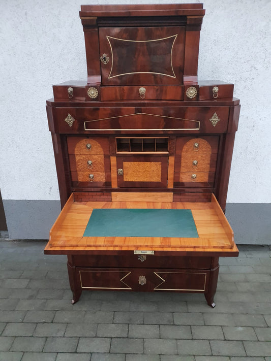 Empire Sekretär in Mahagoni um 1810