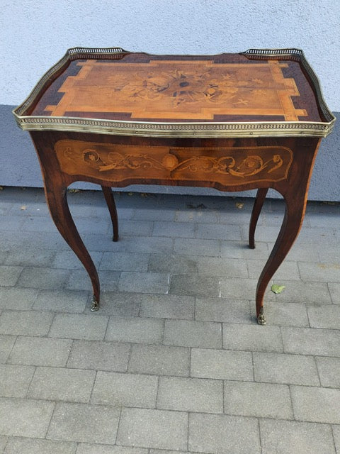 Bureau de Dame kleiner Damensekretär intarsiert in Palisander