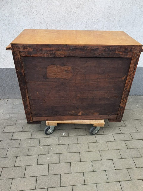 Biedermeierkommode in Birke um 1830
