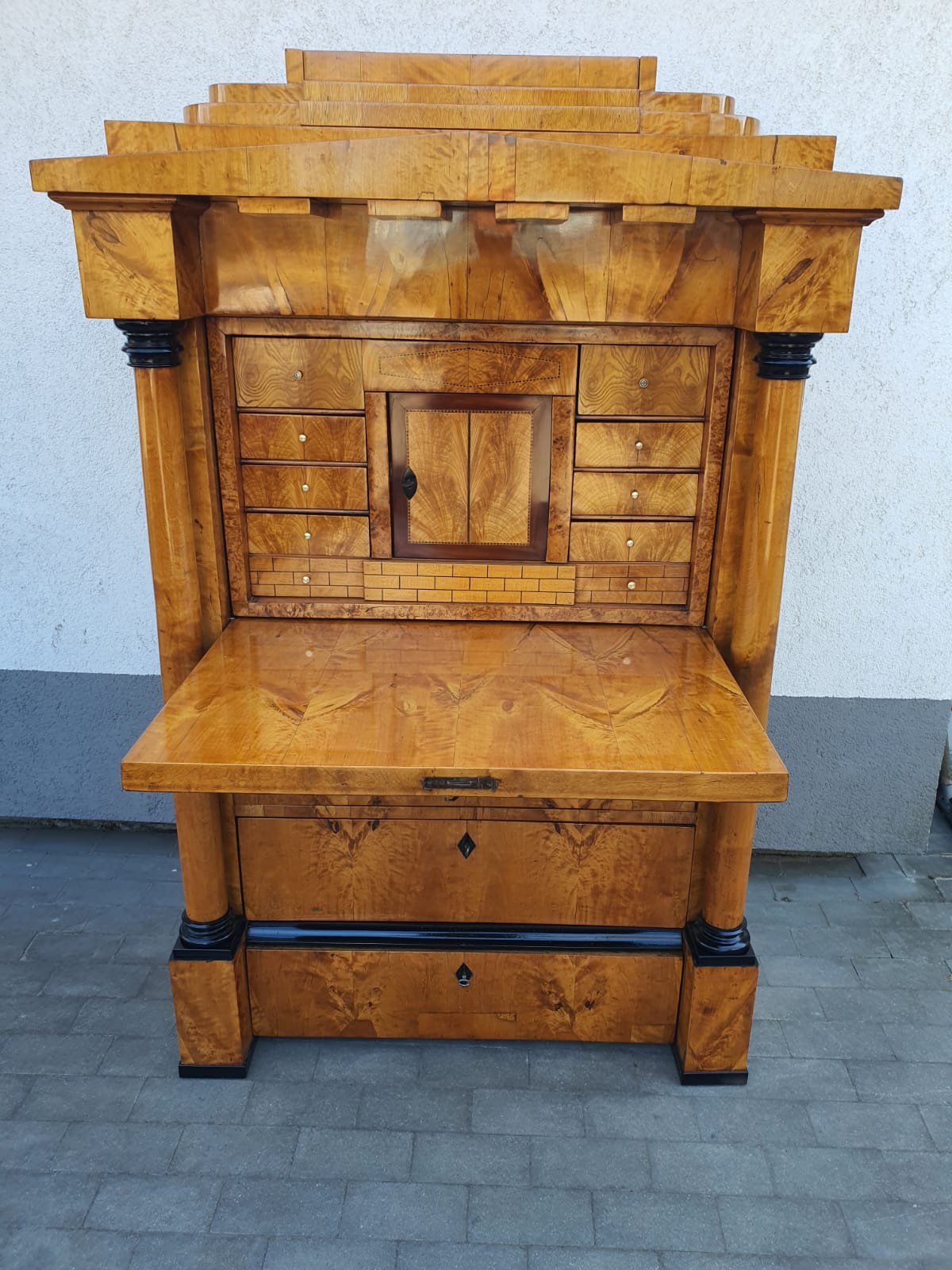 Biedermeier Sekretär in Kirschbaum um 1820