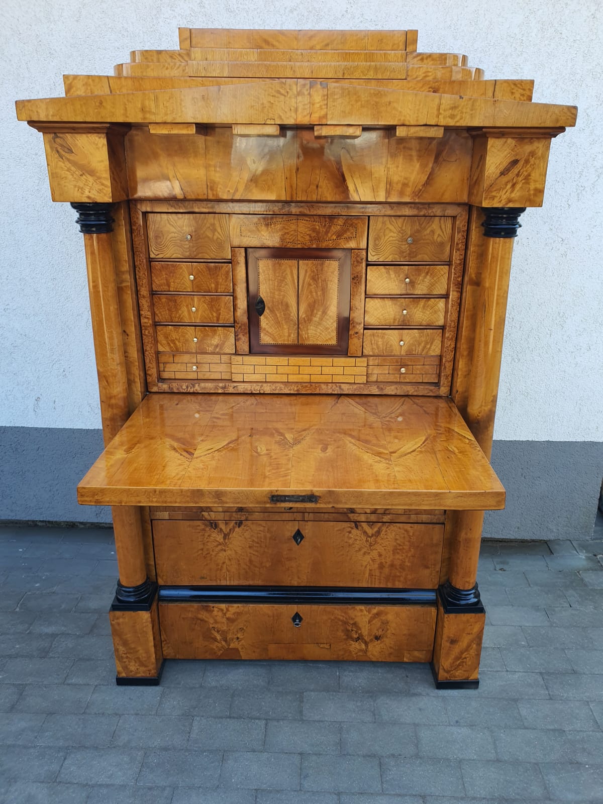Biedermeier Sekretär in Kirschbaum um 1820